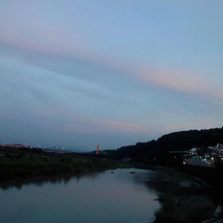Happy Places Yuanlin Luaran gambar